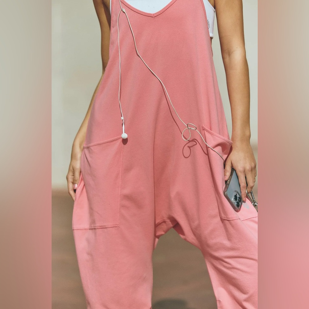 Free People MOVEMENT Hot Shot Onesie Hibiscus Pink NWT - Picture 4 of 8